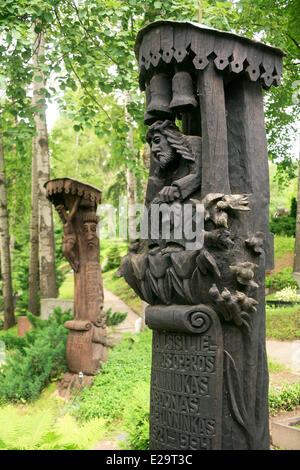 La Lituania (paesi baltici), Vilnius County, Vilnius, Antakamnis cimitero sulla collina di scrittori Foto Stock