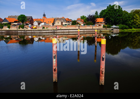 Porto e la foce del fiume Aland, Schnackenburg, Bassa Sassonia, Germania Foto Stock