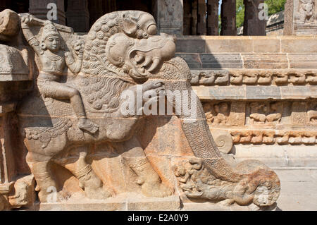 India, Tamil Nadu, Darasuram, il tempio Airavatesvara fa parte dei grandi templi viventi dei Chola elencati come Patrimonio mondiale Foto Stock