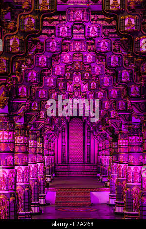 India Andhra Pradesh, Hyderabad, Ramoji film city, tollywood decor filmato Foto Stock