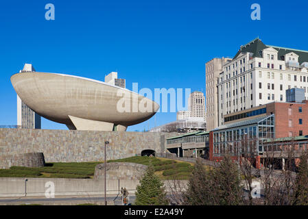 Stati Uniti, nello stato di New York, Albany, la capitale dello stato, Capitol Hill, Empire State Plaza, l'uovo, centro per l' esecuzione Foto Stock