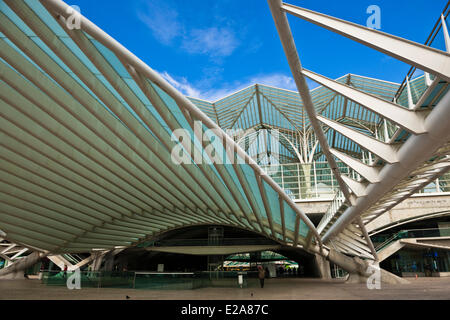 Il Portogallo, Lisbona, Estacao do Oriente o dalla Gare do Oriente (o orientare la stazione) è uno dei principali hub di trasporto a Lisbona, Foto Stock