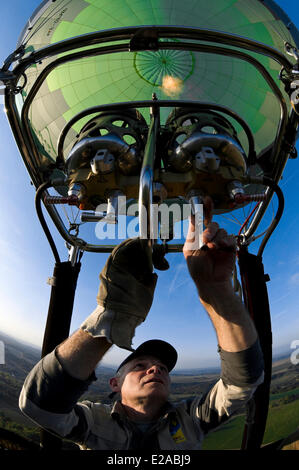 Francia, Oise, il palloncino volo sopra la Vallee de l'automne (vista aerea) Foto Stock