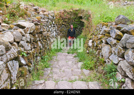 Francia, Morbihan, Golfe du Morbihan, Locmariaquer, tumulo Mane er Hroech Foto Stock