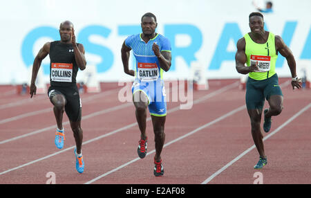 Ostrava, Repubblica Ceca. 17 Giugno, 2014. Justin Gatlin DA STATI UNITI D'AMERICA, centro compete per vincere gli uomini 100m gara al Golden Spike meeting di atletica a Ostrava, Repubblica Ceca, Martedì, 17 giugno 2014. Credito: Petr Sznapka/CTK foto/Alamy Live News Foto Stock