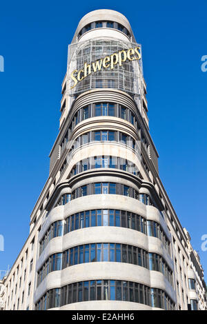 Spagna, Madrid, la Gran Via, il centro cittadino di arteria principale, Carrion edificio progettato dagli architetti Luis Martinez-Feduchi e Vicente Eced y Foto Stock