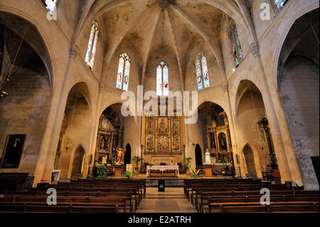 Isole Baleari Spagna, Mallorca, Arta, Chiesa della Trasfigurazione, navata centrale Foto Stock