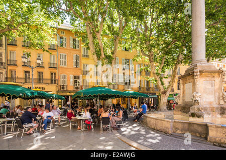 Francia, Bouches du Rhone, Aix en Provence, Place de l'Hotel de Ville Foto Stock