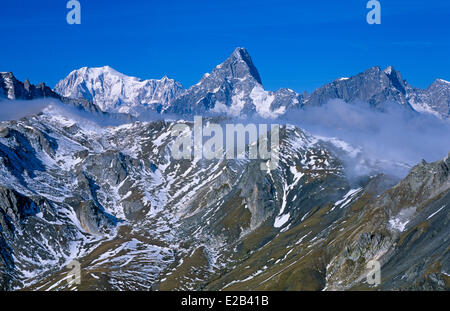 La Svizzera, il Massiccio del Monte Bianco, il passaggio del Gran San Bernardo, panorama sul lato italiano del Mont Blanc Foto Stock