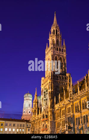 In Germania, in Baviera, Monaco di Baviera, Marienplatz, il Municipio Foto Stock