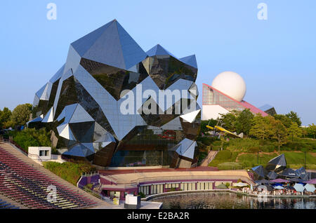 Francia, Vienne,, Poitiers Futuroscope theme park dall architetto Denis Laming Foto Stock