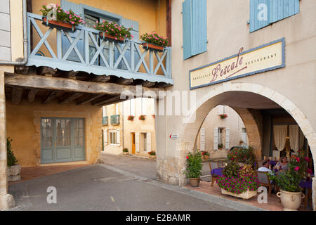 Francia, Gers, Montreal du Gers o Montreal, etichettati Les Plus Beaux Villages de France (i più bei villaggi di Francia) Foto Stock