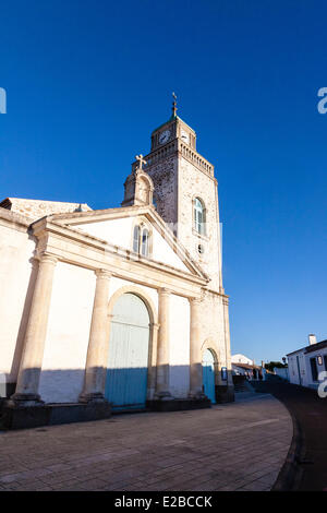 Francia, Vendee, Ile d'Yeu, Port Joinville, la chiesa Foto Stock