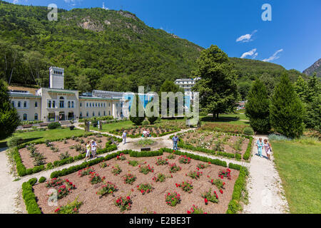 Francia, Savoie, massiccio della Vanoise, Valle Tarentaise, La Lechere, spa Foto Stock