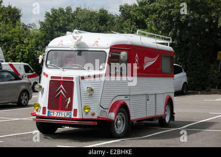 Citroen HY van 1966 con Michelin mascotte uomo Foto Stock