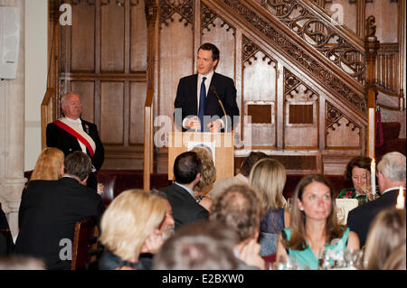 Londra, UK, 18 Giugno, 2014. George Osborne il Cancelliere dello Scacchiere fornisce discorso di Margaret Thatcher conferenza sulla libertà 18 giugno 2014 Guildhall London UK Credit: Prixnews/Alamy Live News Foto Stock