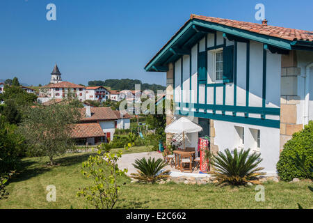 Francia, Pirenei Atlantiques, Ainhoa, etichettati Les Plus Beaux Villages de France (i più bei villaggi di Francia) Foto Stock