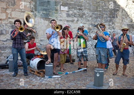 Francia, Vaucluse, Avignone, Avignon Festival 2012, musicisti Foto Stock