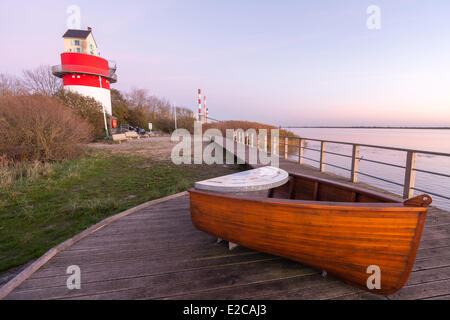 Francia, Loire Atlantique, Bouee, Villa Cheminee di Tatzu Nishi, Alloggi insoliti Foto Stock