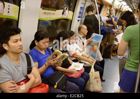 Singapore, in metropolitana Foto Stock