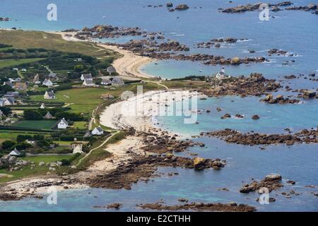 Francia Finisterre la costa di leggende nel cuore del Pays Pagan Brignogan Plages Pointe de Beg Pol Pontusval faro Foto Stock