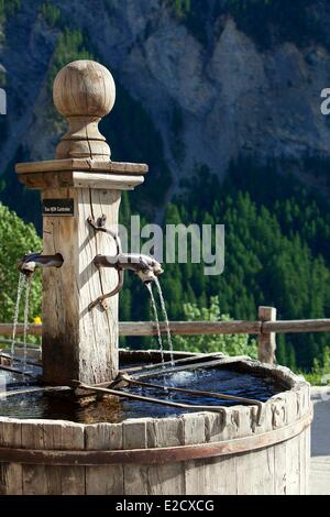 Francia Hautes Alpes Parc Naturel Regional du Queyras (parco naturale regionale del Queyras) Saint Veran denominata Les Plus Beaux Foto Stock