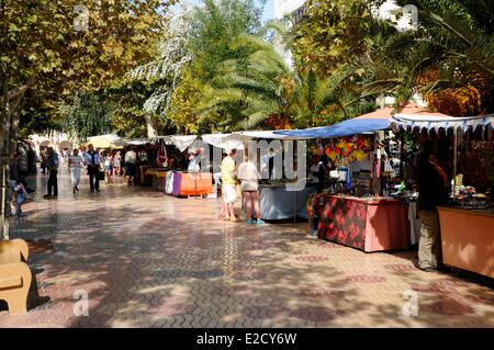 Spagna Isole Baleari Ibiza Santa Eulalia del Rio sorge sul mercato Foto Stock