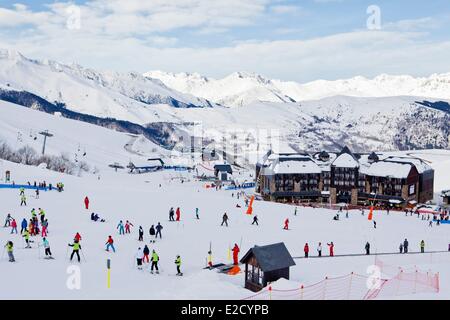 Francia Hautes Pirenei ski resort di Peyragudes Peyresourde piste Foto Stock