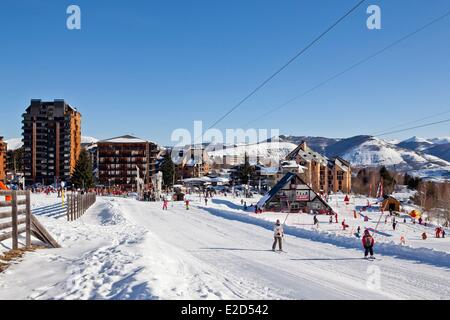 Francia Ariège Ax les Therme Ax 3 Domaines ski resort Foto Stock