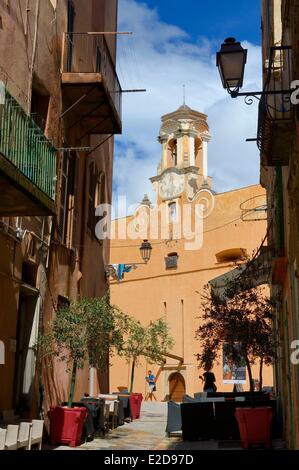 Francia, Haute Corse, Bastia, la cittadella quartiere di Terra Nova, il palazzo dei governatori genovesi che ospita il Musée d'Histoire de Bastia (Museo di storia di Bastia), l'entrata principale da parte del vecchio ponte levatoio sul posto di Dungeon Foto Stock