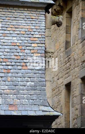 Francia Cotes d'Armor Guingamp facciata di una casa tradizionale in rue Notre Dame Foto Stock