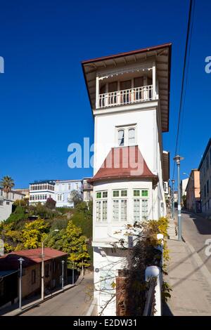 Cile Valparaiso Regione Valparaiso centro storico sono classificati come patrimonio mondiale dall' UNESCO case strette Foto Stock