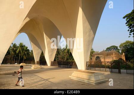 Bangladesh Dhaka (Dacca) il santuario dei tre leader nazionali che hanno contribuito per l indipendenza del paese (vicino al Foto Stock