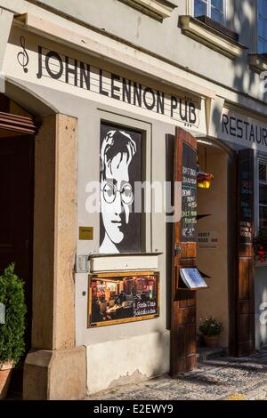 Repubblica Ceca, Praga centro storico sono classificati come patrimonio mondiale dall' UNESCO, Mala Strana, John Lennon ristorante Foto Stock