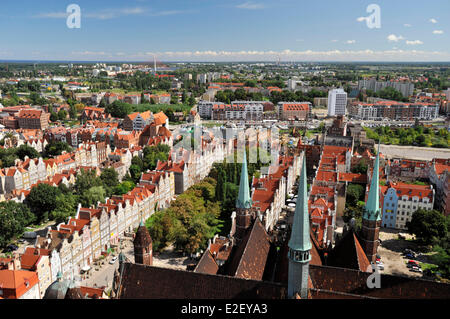 Polonia, Pomerania, Gdansk, vista di Danzica dalla cima di Santa Maria la Basilica di Foto Stock