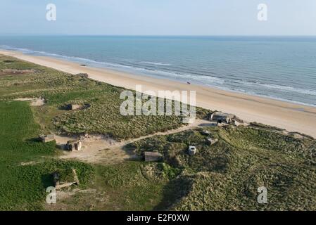 Francia, Manche, Saint Martin de Varreville, Mottet hamlet, bunker di Atlantic Wall (vista aerea) Foto Stock