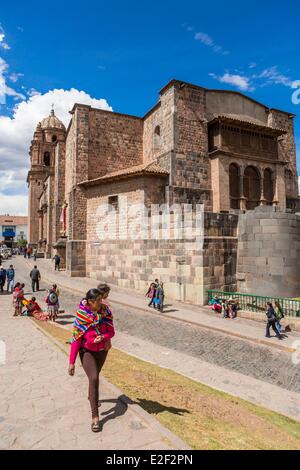 Il Perù, Cuzco, la Chiesa di Santo Domingo costruita sul tempio del sole o Coricancha Foto Stock