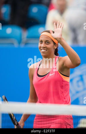 Eastbourne, Regno Unito, 19 giugno 2014. Madison chiavi del Stati Uniti d'America celebra la sua vittoria contro Lauren Davis degli USA nella loro Quarter-Final singles match il giorno 4 del Aegon International in Devonshire Park, Eastbourne. Credito: MeonStock/Alamy Live News Foto Stock