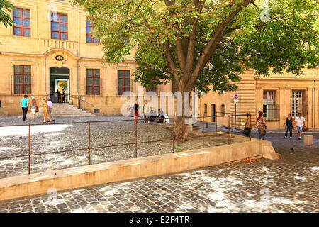 Francia, Bouches du Rhone, Aix en Provence, Place Saint Jean de Malte, il Museo Granet Foto Stock