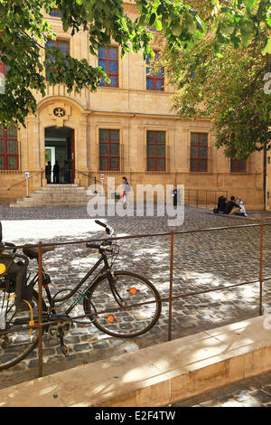 Francia, Bouches du Rhone, Aix en Provence, Place Saint Jean de Malte, il Museo Granet Foto Stock