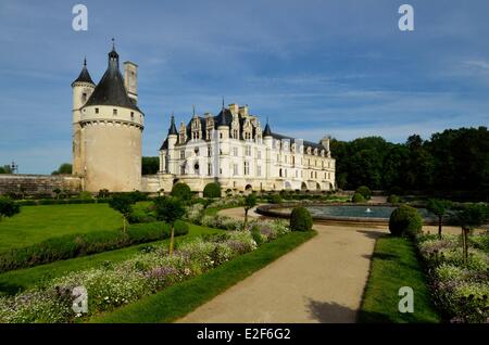 Francia, Indre et Loire, Chateau de Chenonceau, costruito tra il 1513-1521 in stile rinascimentale, oltre il fiume Cher Foto Stock