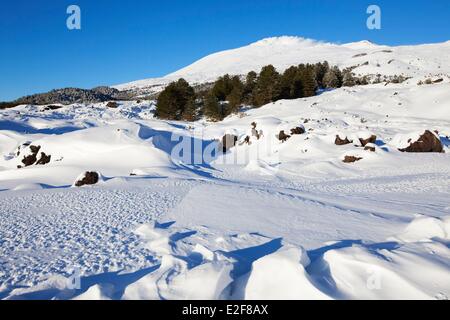 L'Italia, Sicilia, Catania, il monte Etna, elencato come patrimonio mondiale dall' UNESCO Foto Stock