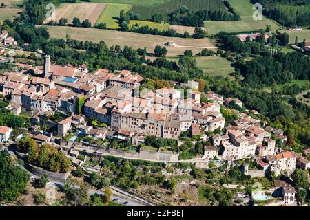 Francia, Tarn, Cordes sur Ciel, il borgo arroccato sul Puech de Mordagne (vista aerea) Foto Stock