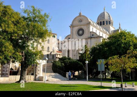 Dalmazia Croazia costa dalmata Sibenik Saint James Cathedral elencati all'UNESCO World Heritage Building concluso nel 1536 Foto Stock