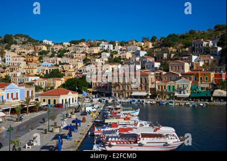 Grecia DODECANNESO, Symi Island, Gialos Harbour Foto Stock