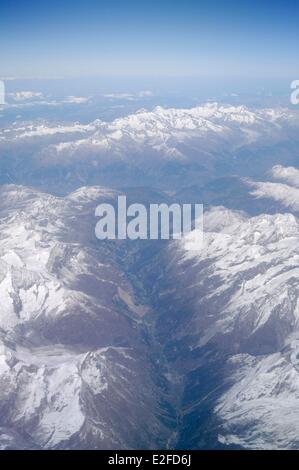 Francia, Savoie, Chambery, Alpi visto dall'aria (vista aerea) Foto Stock