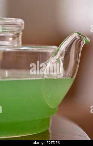 Regno Unito Londra East End Liverpool Street Andaz hotel dalla ditta Hyatt 1901 Ristorante e bar tè alla menta Cocktail Foto Stock