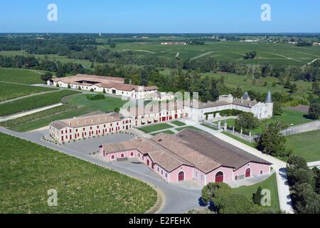 Francia Gironde Pauillac la station wagon di Chateau Lafite Rotschild nella regione del Medoc, nel caso in cui un vino Premier Grand Cru è prodotto Foto Stock