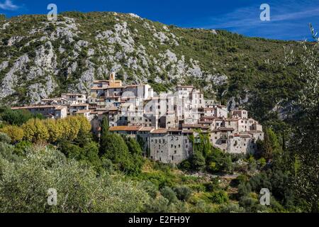 Francia, Alpes Maritimes, appollaiato villaggio di Peillon nell entroterra di Nizza Foto Stock