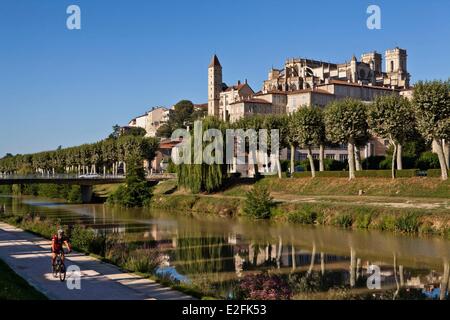 Francia, GERS, AUCH, fermata su El Camino de Santiago, argini dei fiumi Foto Stock